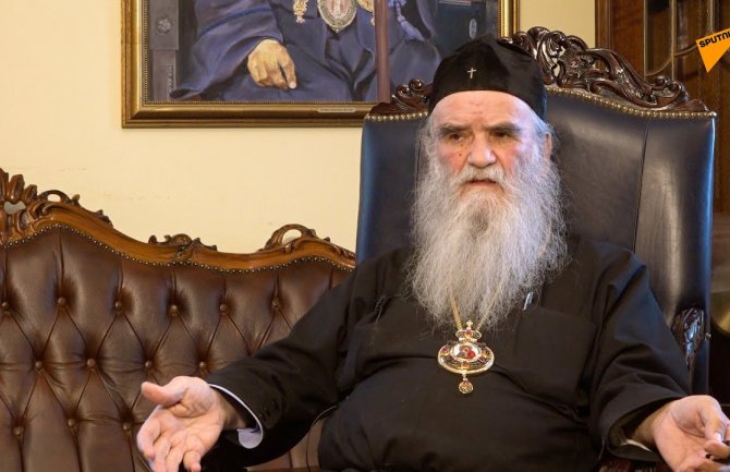 Amfilohije dobio temperaturu, posjetili ga ljekari: Nema informacija da je zaražen koronom