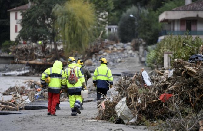 Italija: Pronađeno pet tijela nakon oluje