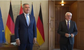 Štajnmajer Đukanoviću: U izbornoj noći zadužili ste svoju zemlju načinom na koji ste predali vlast nakon 30 godina, to nije lako