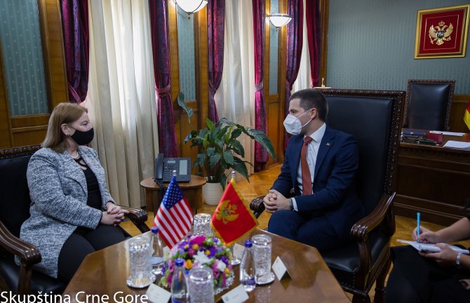 SAD ostaju saveznici Crnoj Gori