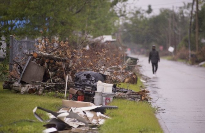 Uragan Helena odnio najmanje 63 života u SAD