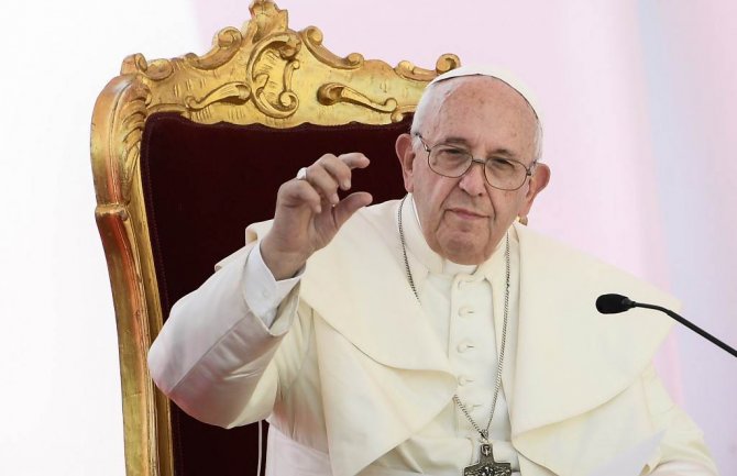 Papa Franjo: Homoseksualci su Božja djeca