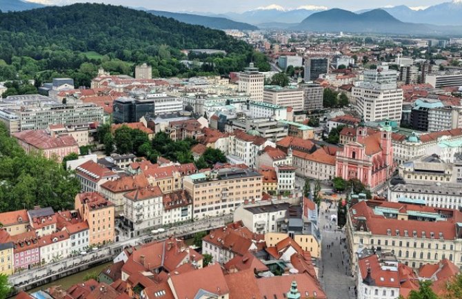 Slovenija zatvara hotele, vrtiće, studentske domove...