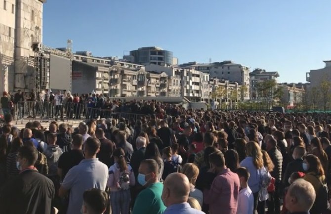 NKT: Saučešće sveštenstvu i vjernicima, građani da se pridržavaju mjera