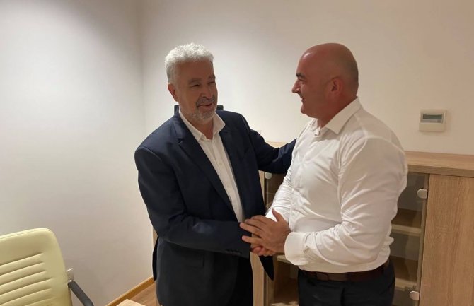 Joković: Političari da formiraju Vladu, ekspertima dati ekonomiju i finansije