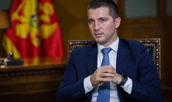 Bečić osudio skandiranje Ratku Mladiću i polarizaciju društva