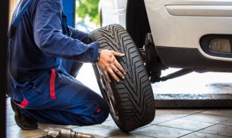 Od danas obavezna zimska oprema za sva motorna vozila