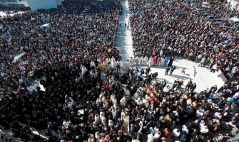 Nema krivičnog djela u okupljanju građana na sahrani Amfilohija