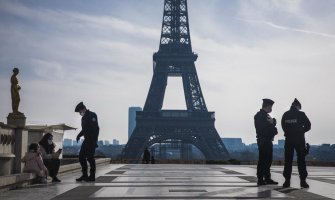 Napad na željezničkoj stanici u Parizu, više povrijeđenih od uboda nožem