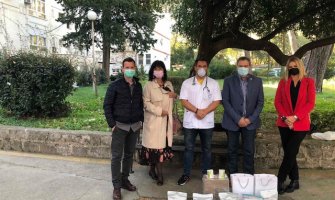Opštoj bolnici u Kotoru od strane Rotari Kluba uručena vrijedna donacija