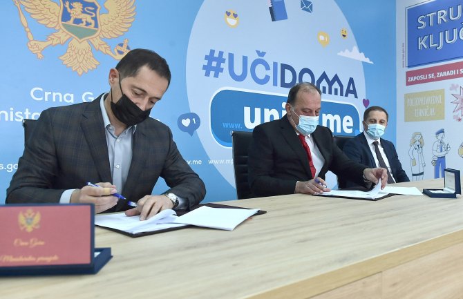 Šehović: Obrazovni sistem dobija 30 novih školskih kombi vozila za prevoz učenika