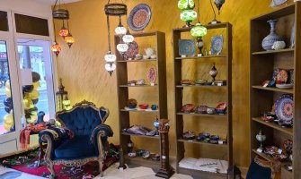 Uz podršku Glavnog grada otvorena prva suvenirnica u Staroj Varoši