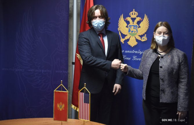 Rajzing Rajnke: Pratimo situaciju u Pljevljima, mora se podržati koncept različitosti