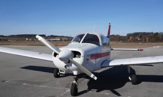 Nestao avion sa vakcinama, pretražuje se područje planine Kozara