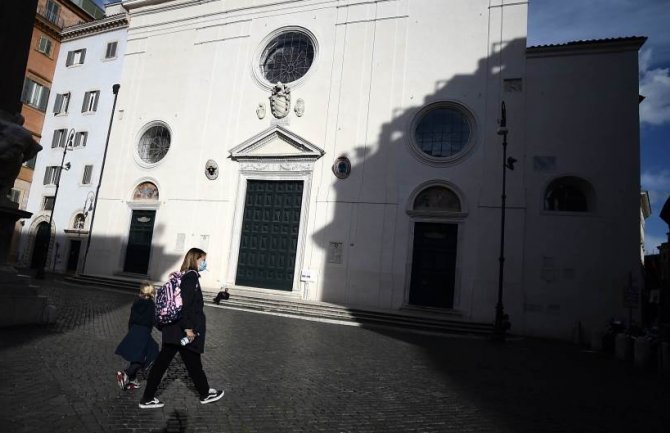 U Italiji u protekla 24 sata preminulo 649 osoba