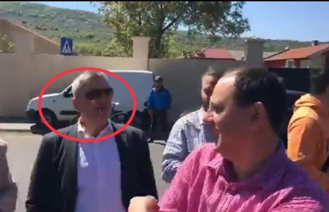 DPS: I Bojanić palio NATO zastavu