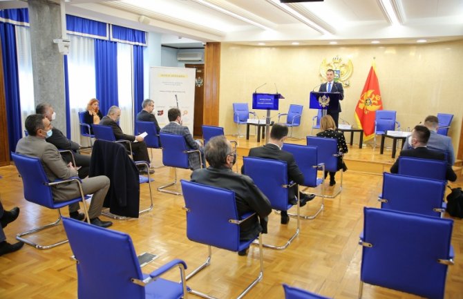 Bečić: Postoji prostor za dalje unapređenje i regulisanje kontrolnih mehanizama