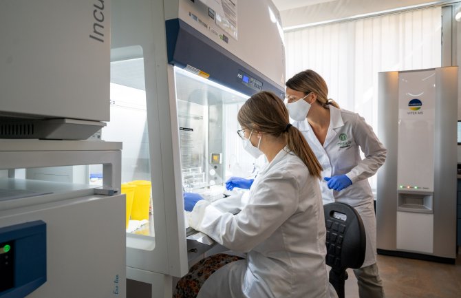 U Crnoj Gori dvoje preminulih, još 520 inficirano od koronavirusa