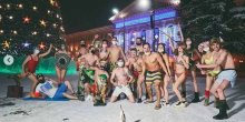 U sibirskom gradu napravili bikini žurku na minus 39 stepeni Celzijusa(VIDEO)