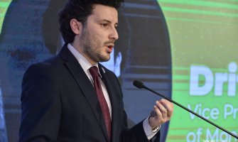 Abazović: Moramo iskoračiti iz balkanskog razumijevanja politike