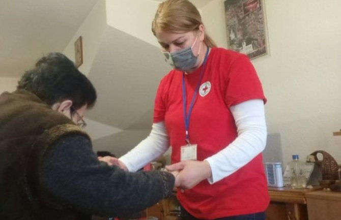 Gerontodomaćice pružile podršku za preko 1100 starijih osoba