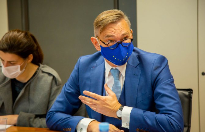 SZO i Njemačka donirale 300 pulsnih oksimetara