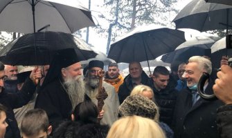 Vladika Joanikije: Epidemiološke mjere neophodne, hrišćani ne odustaju od vjere i života