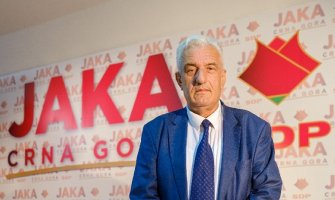 Mahmutović: Nemojte i nas koji se trudimo da razumijemo okretati protiv vas samih