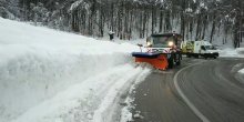 Sniježni pokrivač na Žabljaku skoro metar, snjegočistači na putevima