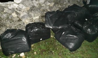 Uhapšen Podgoričanin(20): Pokušao da prokrijumčari 350 kg duvana iz Albanije
