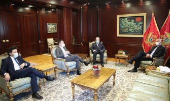 Krivokapić pozvao Đukanovića na sastanak sa Abazovićem i Bečićem