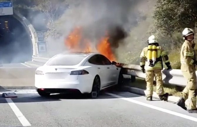 Požari u električnim vozilima predstavljaju opasnost po spasilačke službe