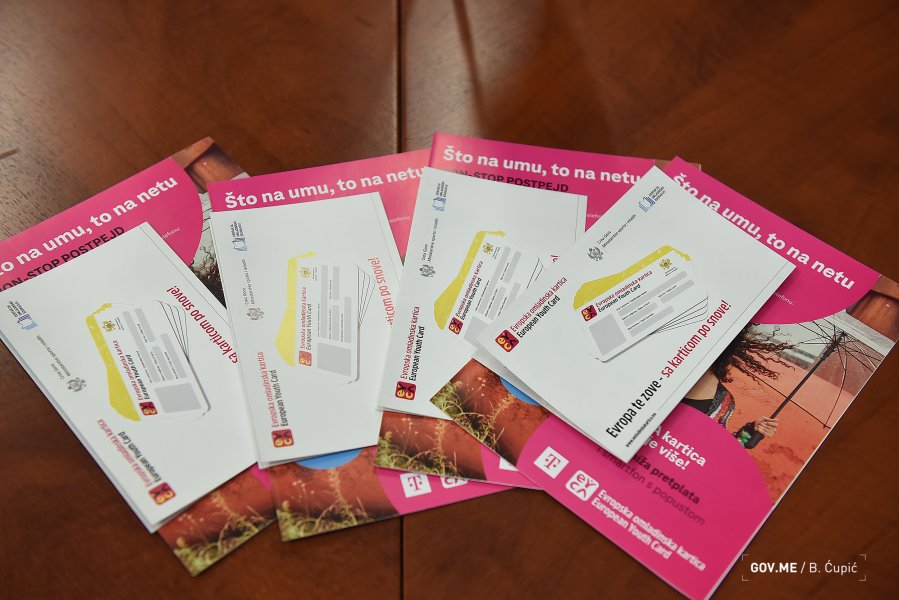 50851615668fd6fa10e4bo