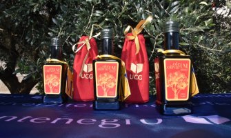 Proizvedena prva serija brendiranog maslinovog ulja UCG-a Oleum Olivarum