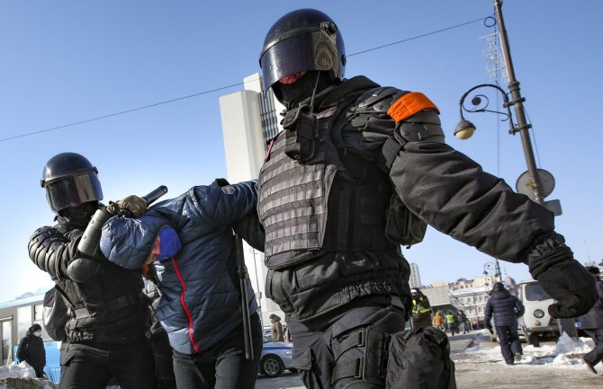 Rusija: Uhapšeno više od 4.500 demonstranata širom zemlje