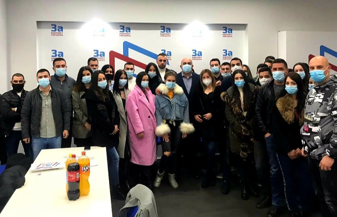 Mladi SNP Nikšić: Narod ne boluje od Stokholmskog sindroma da ne bi znao da je svih ovih godina ugnjetavan pod bivšom vlašću