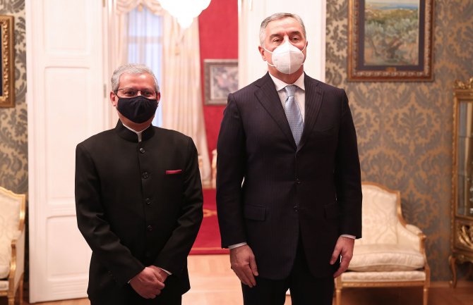 Indija vakcinisala 5 miliona ljudi, spremna da ponudi Crnoj Gori vakcine koje proizvodi