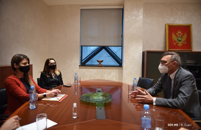 Njemačka snažno podržava CG: Pojednostavljenje usluga i procedura cilj svih javnih politika