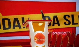 Demokrate: Prestanite da politizujete pandemiju i pustite ministarku i ljekare da rade svoj posao