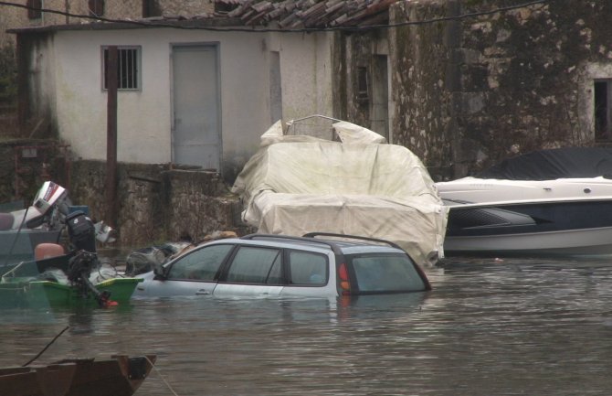 Poplave u Vranjini i selu Ponari, 