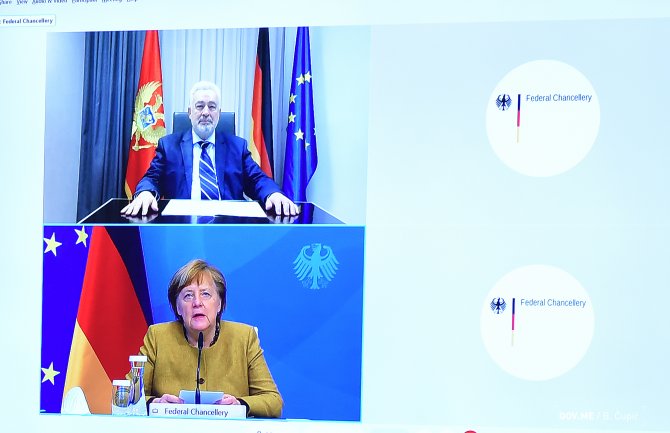Merkel razgovarala sa Krivokapićem: Njemačka ostati pouzdan partner Crne Gore 