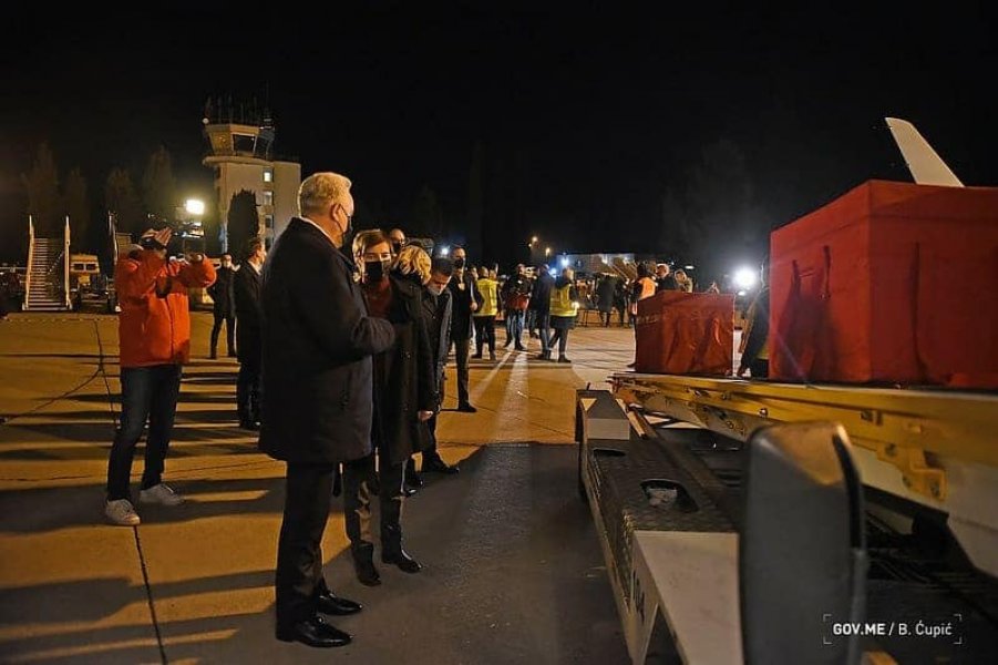 1511302331350263978659383183037456059325556n