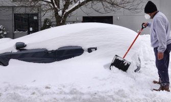 Ledena oluja u SAD odnijela 21 život, milioni treći dan bez struje i grijanja