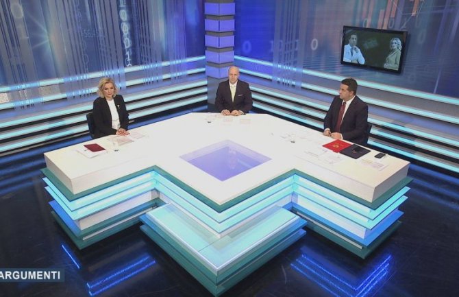 Borovinić Bojović: Kineske vakcine stižu do kraja mjeseca, sjutra počinje vakcinacija u Risnu; Eraković: Potpuno izgubljena kontrola nad epidemijom