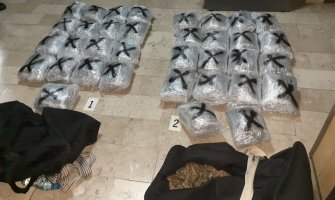 Policija pronašla dvije torbe sa 35 kg droge 