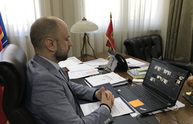 Radulović od EU i NATO tražio ljekare, tehničare i ostalo medicinsko osoblje