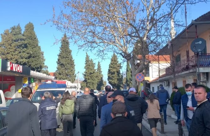 Završen sastanak Vlade i predstavnika Opštine Tuzi: Razgovor bio dug, bez zajedničkog rješenja