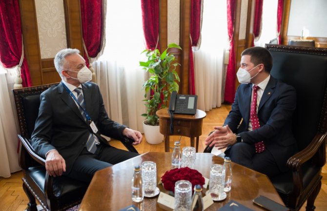 Skupština će nastaviti da unapređuje saradnju sa Državnom revizorskom institucijom