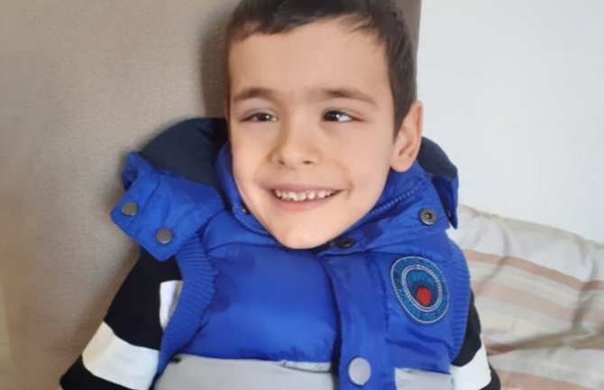 39 na 14543 za Alena: Dječaku još jednom potrebna naša podrška, uplate i preko žiro računa