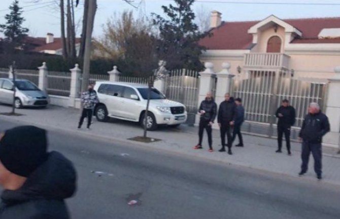 Nikšić: Incident kod kuće Đukanovića
